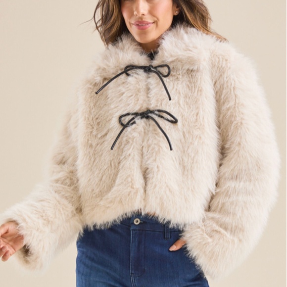 Altar'd State Elodie Tie Front Fur Jacket S - SOLD OUT, Rare Find Boho Chic - Picture 2 of 5